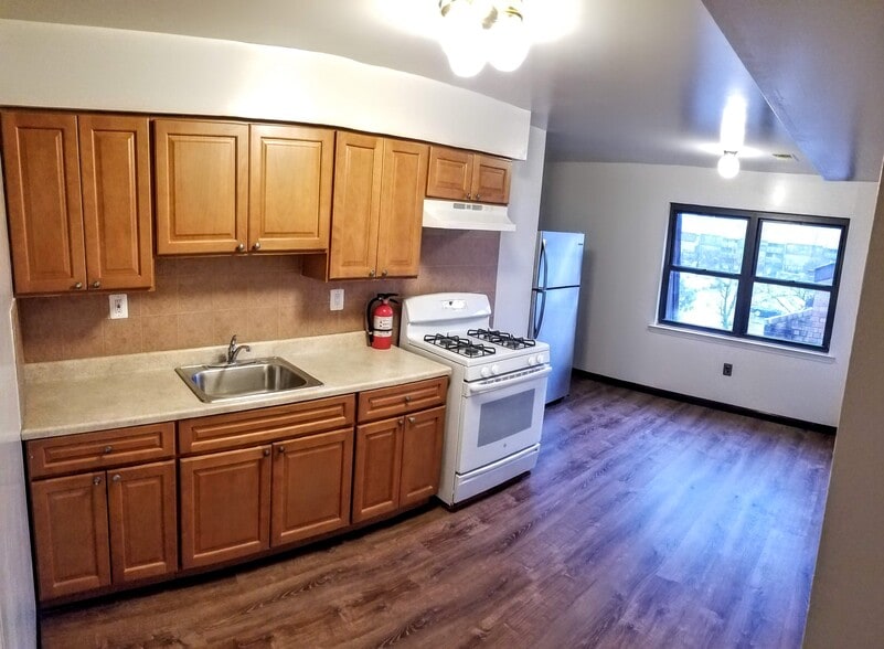 Building Photo - 1719 Raspberry Ct