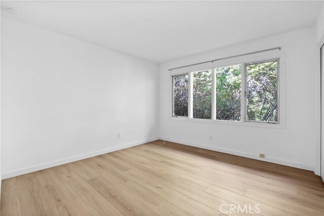 Building Photo - 2501 Blue Water Dr