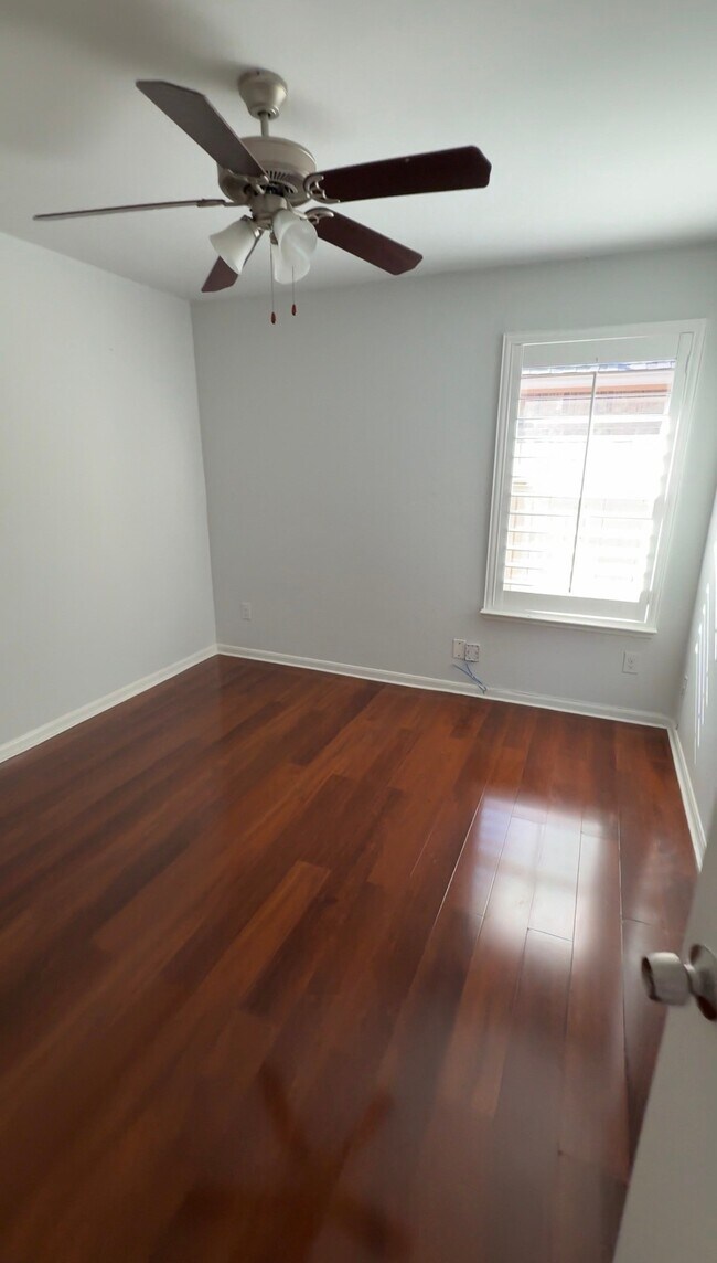 Building Photo - 1610 City Nights Wy