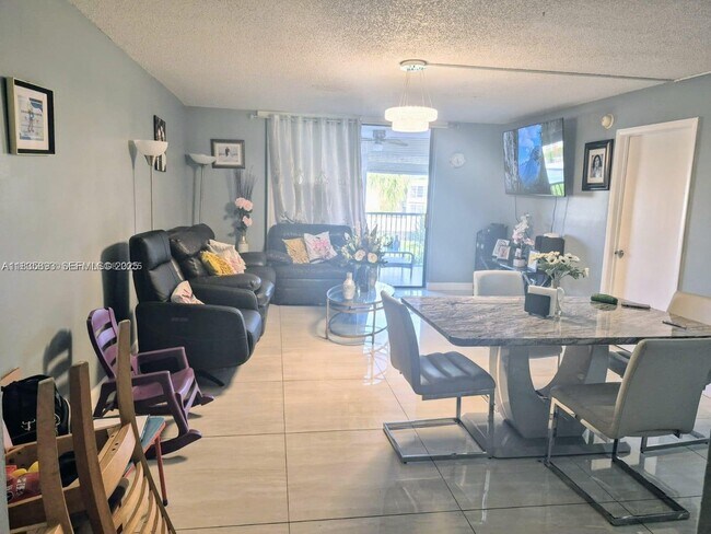 Building Photo - 7320 NW 18th St