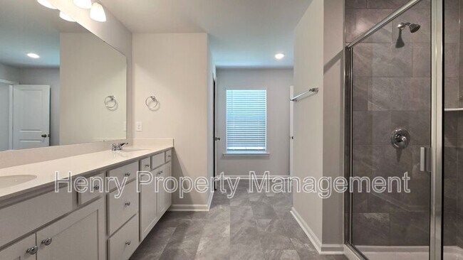 Building Photo - 285 Broomside Ave