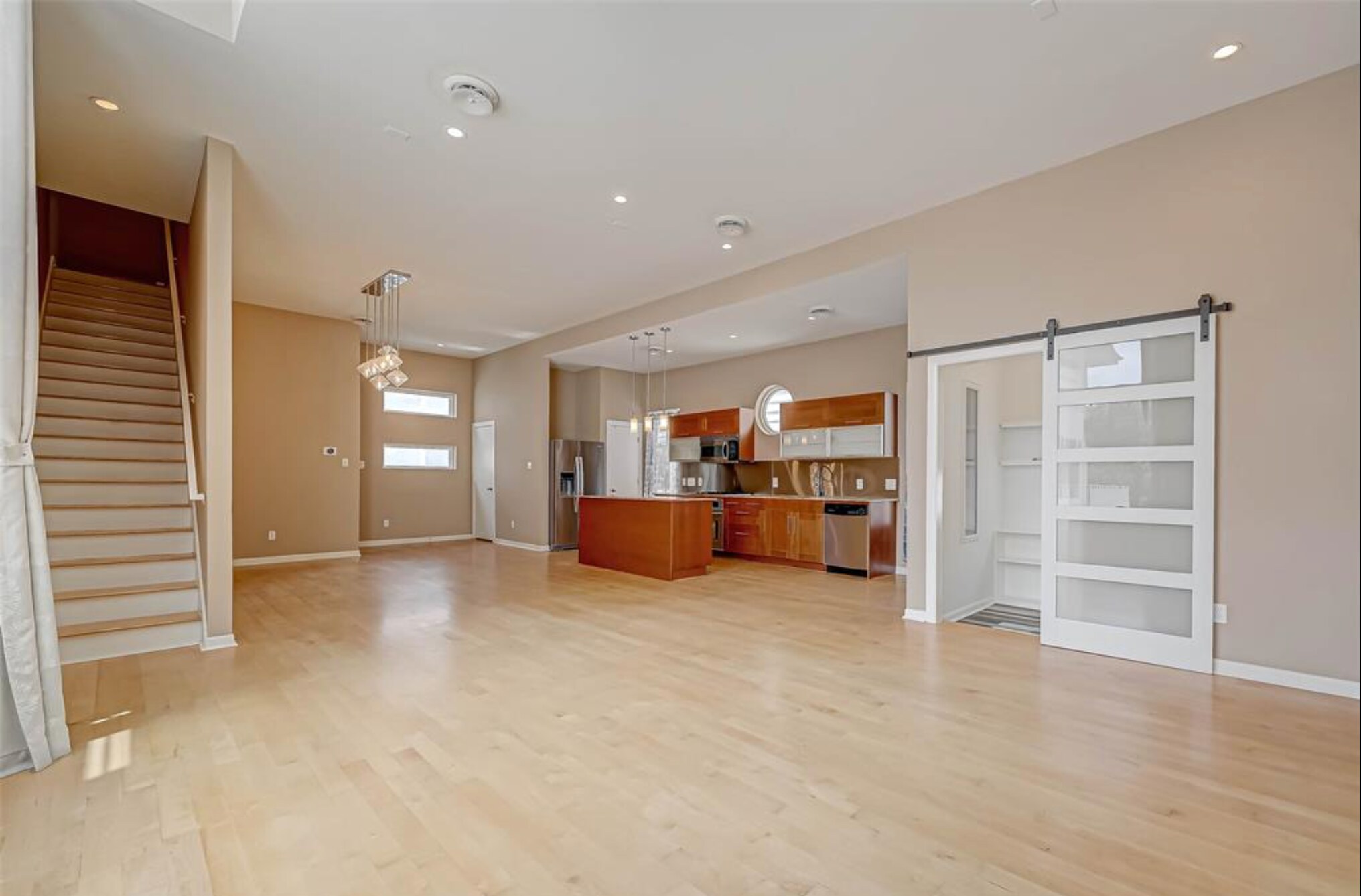 Building Photo - 5628 Kiam St