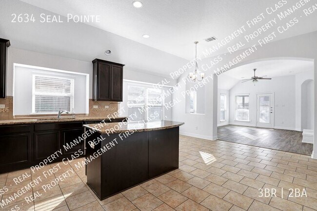 Building Photo - 2634 Seal Pointe