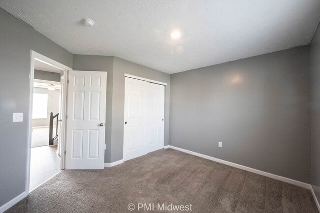 Building Photo - "Spacious 4-Bedroom Gem with 3 Full Baths ...