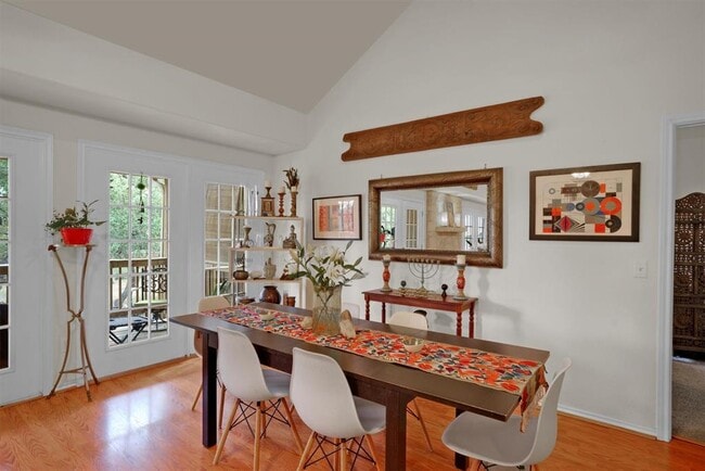 Building Photo - 29 Champions Cir