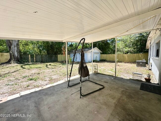 Building Photo - 7040 Arques Rd
