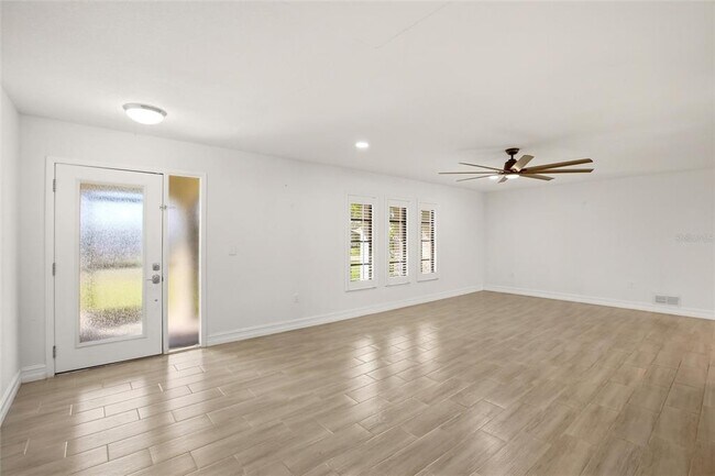 Building Photo - 176 N Waterway Dr NW