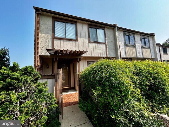 Building Photo - 1601 Linden Way