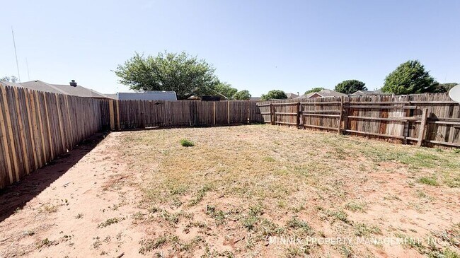 Building Photo - 9702 Ave. U-B