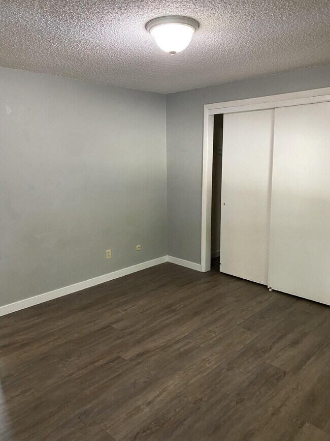 Building Photo - 4547 Beachcomber Ct