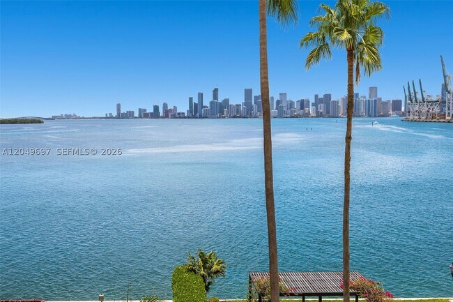 Building Photo - 5245 Fisher Island Dr
