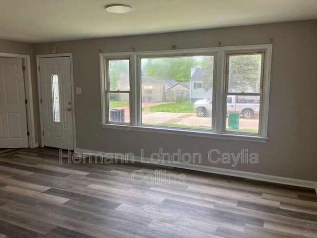 Building Photo - 6132 Eaton Dr