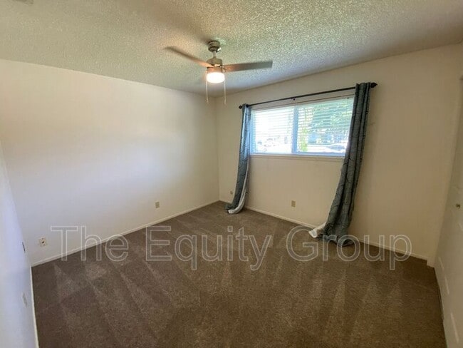 Building Photo - 1927 S Julieann Ct