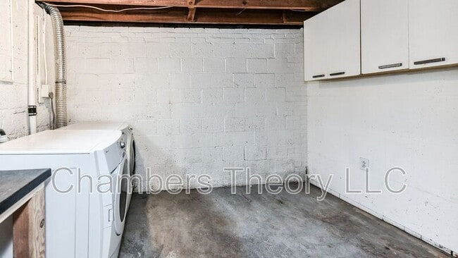 Building Photo - 6607 Berkshire Dr