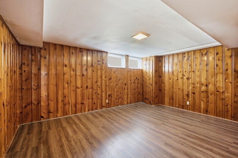 Building Photo - 3770 Ravenwood Ave
