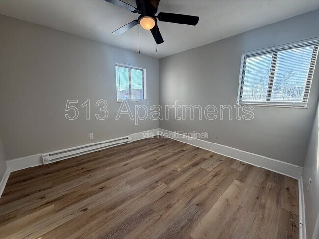 Building Photo - 5146 Carthage Ave