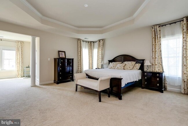 Building Photo - 42463 Pine Forest Dr