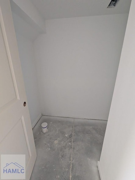Building Photo - 20-B1 Frasier Ln SW