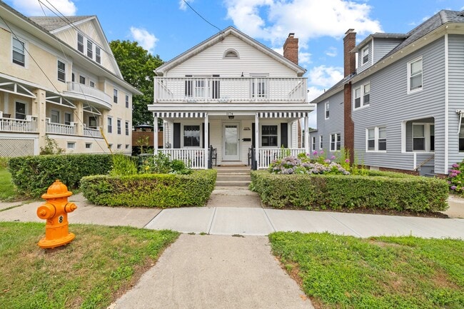 Building Photo - 1174 Ocean Ave