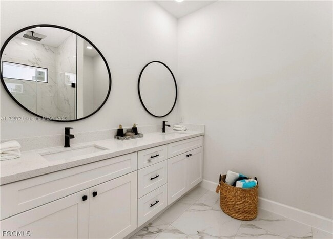 Building Photo - 729 Giorgio Ave