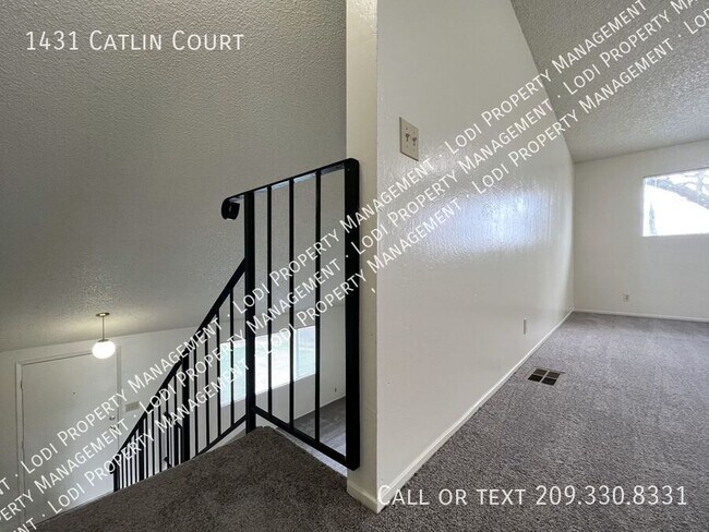 Building Photo - 1431 Catlin Ct