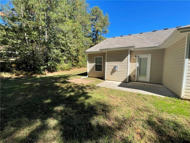 Building Photo - 160 Pine Ridge Rd