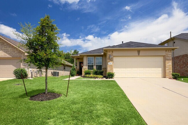 Building Photo - 482 Terra Vis Cir