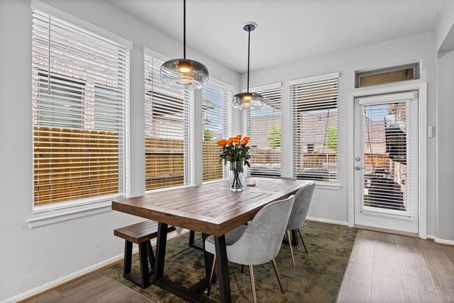 Building Photo - 904 Azul Lagoon Dr