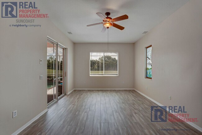 Building Photo - 652 Planters Manor Way