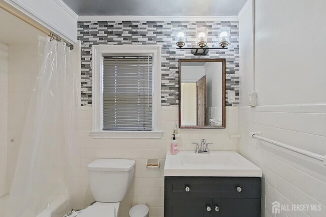 Building Photo - 205 Ashland Rd