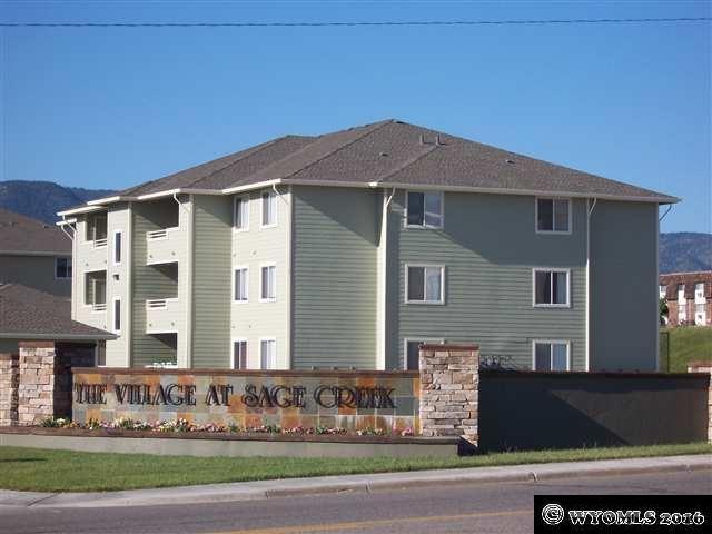 Primary Photo - 2773 E 15th St