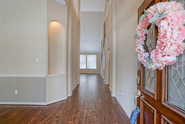 Building Photo - 7211 Emerald Run Ln