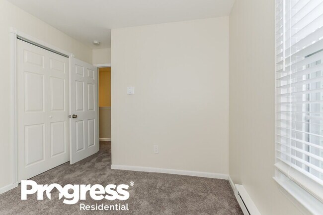 Building Photo - 508 Loch Lomond Dr