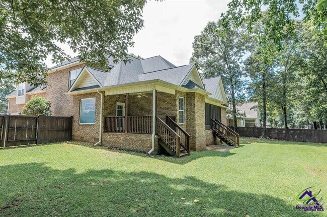 Building Photo - 303 Sage Meadows Ln