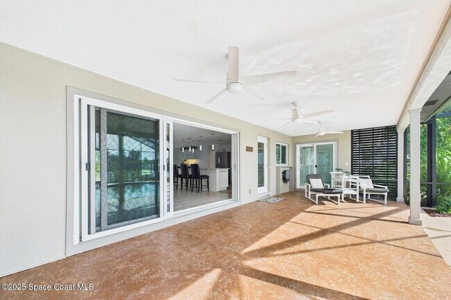 Building Photo - 778 Nassau Rd