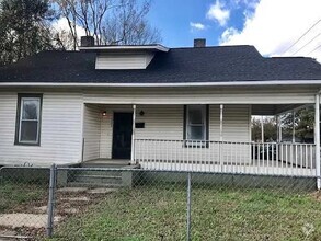 Building Photo - Come take a look at this renovated 3 bedro...