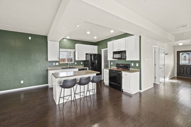 Building Photo - 2217 Inspiration Ln