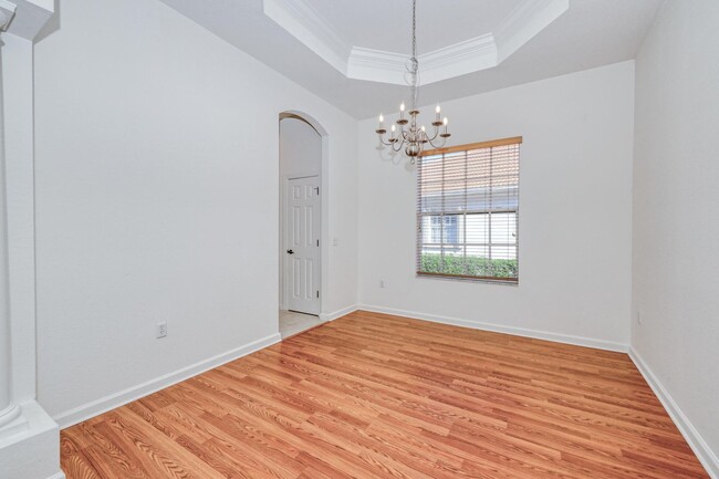 Building Photo - Emerson Square 4 Bedroom Home
