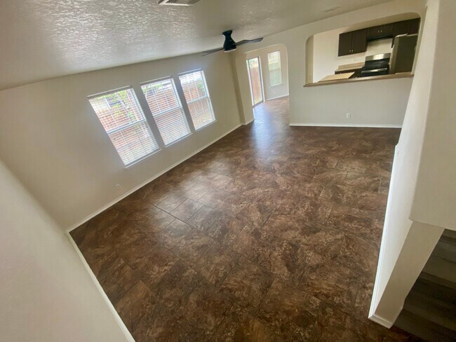 Building Photo - 14735 Bending Point