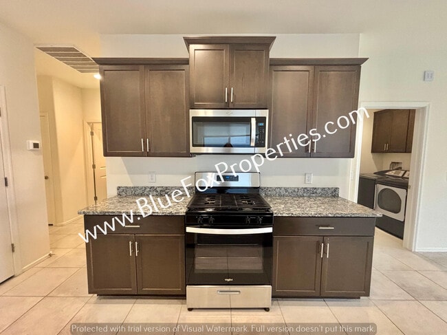 Building Photo - 7702 S Via Casa De Campo