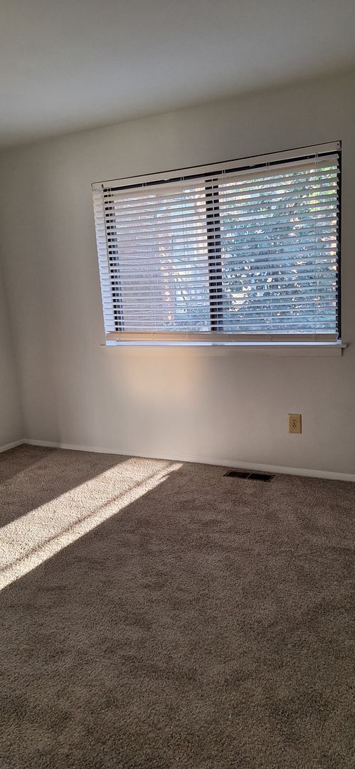 Building Photo - 2 Bedroom Town Home Style, beautiful tree-lined property off Western Blvd in Raleigh.