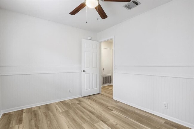 Building Photo - 21308 Grand National Ave