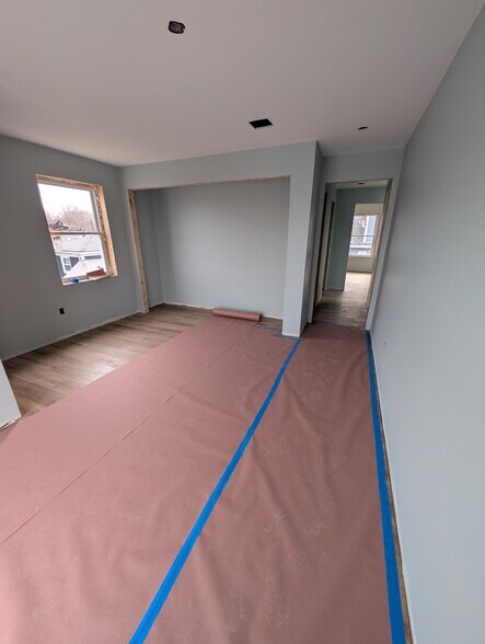 Building Photo - 132 Narrows Rd