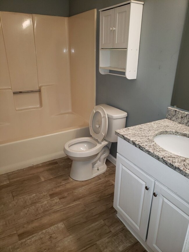 Building Photo - 5656 Heron Ct