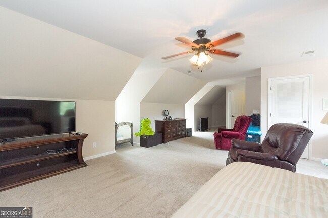 Building Photo - 5166 Wheeler Dr