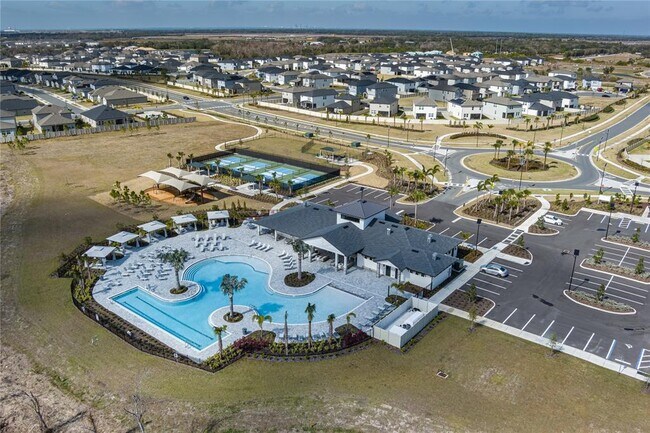 Building Photo - 10964 65th Ter E