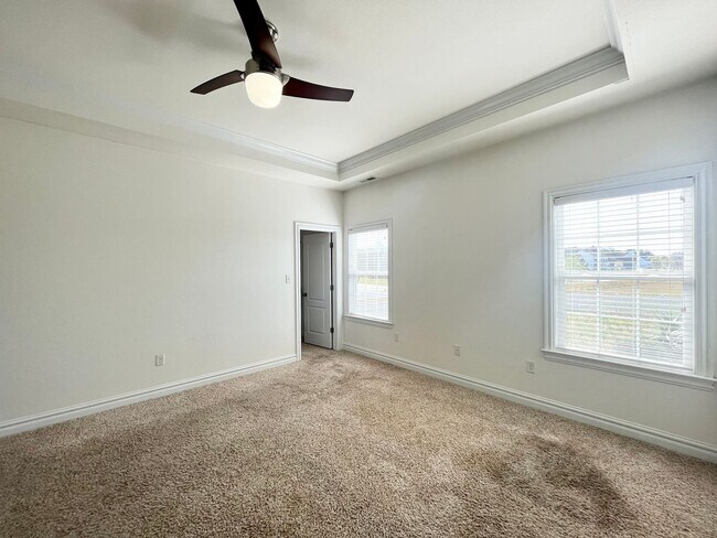 Building Photo - 150 Travis Blvd