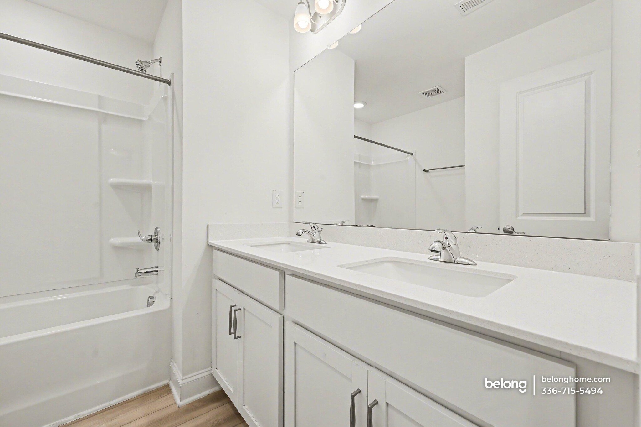 Building Photo - 2100 Solana Wds Dr