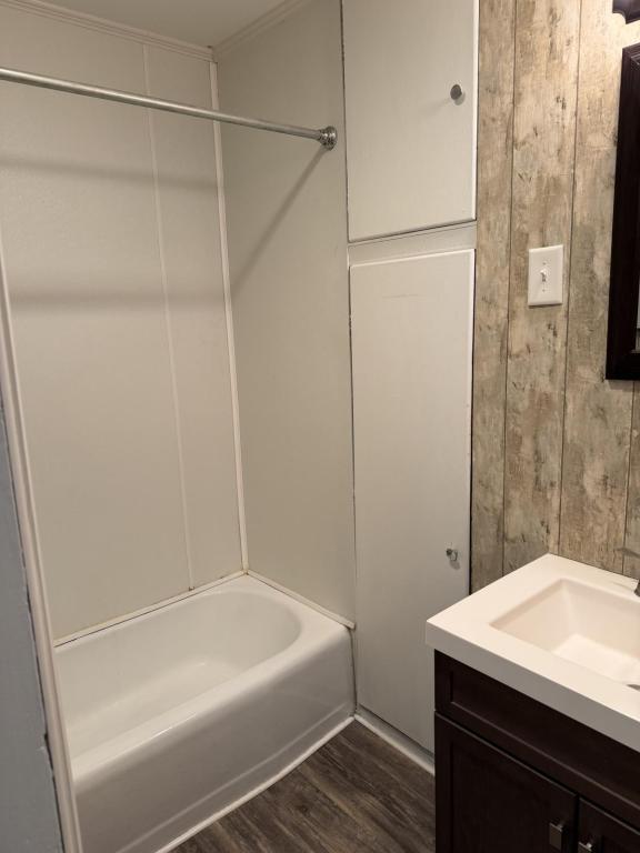 Building Photo - 214 Logan Blvd