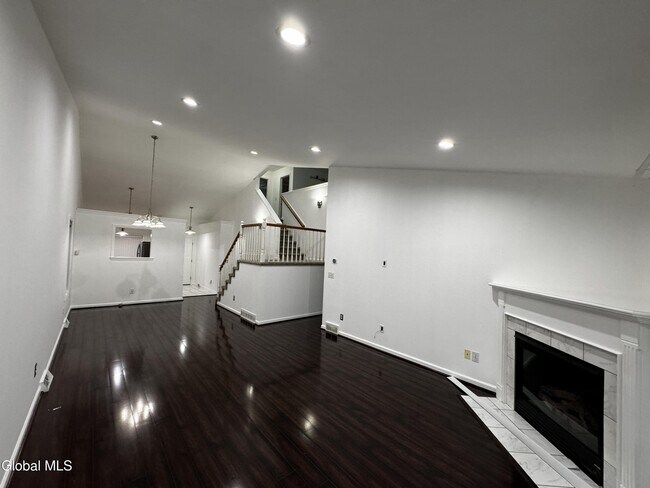 Building Photo - 98 Harvard Rd